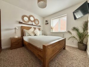 Photo 6- click for photo gallery